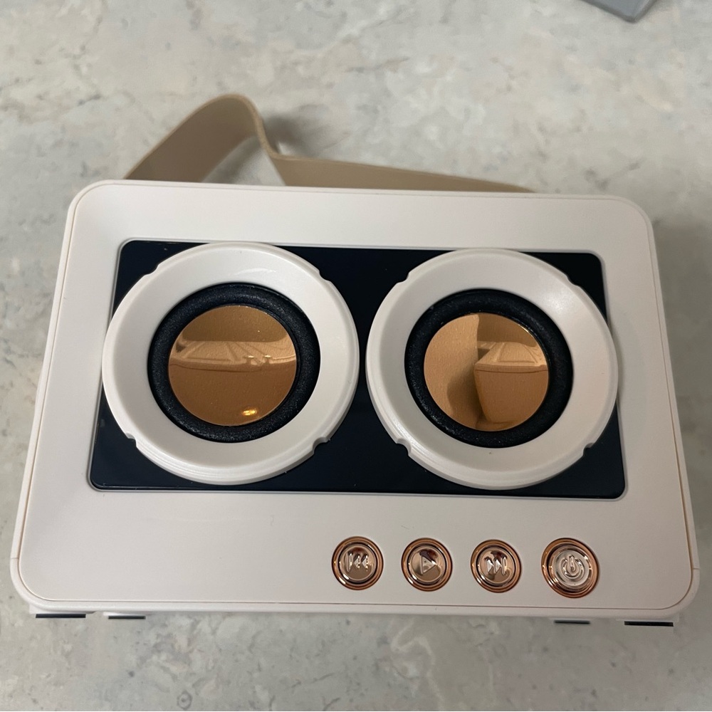 Heyday Retro Cream and Black Portable Bluetooth Speaker